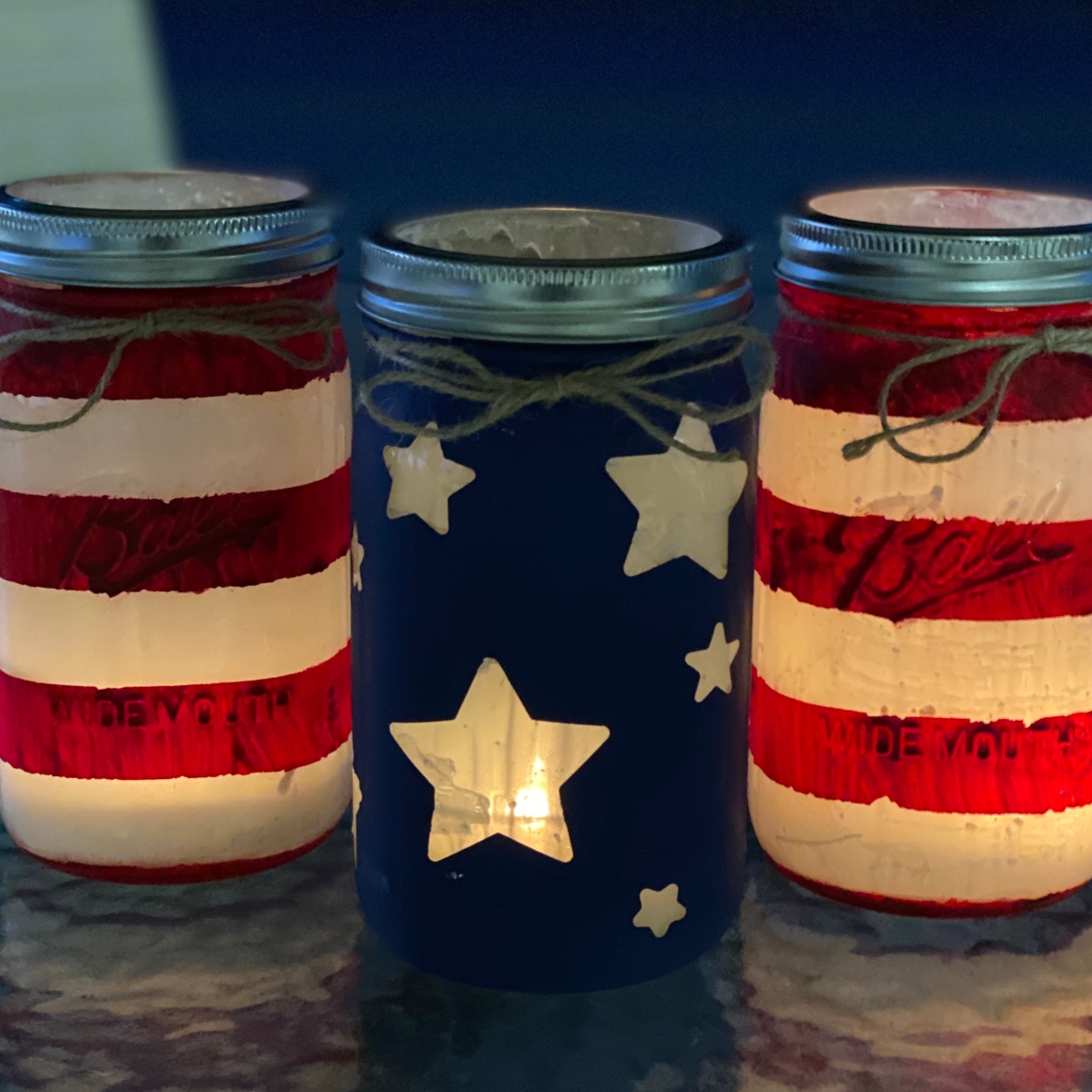 Weekend Project: Patriotic Mason Jars